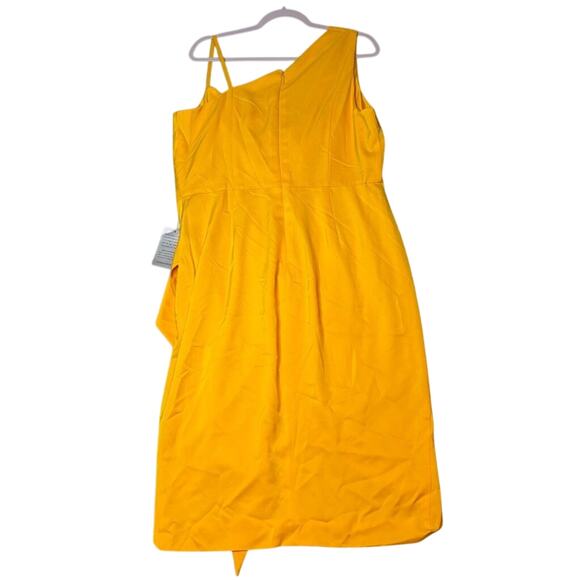 Lavish Alice Yellow Midi Dress - Picture 4 of 6